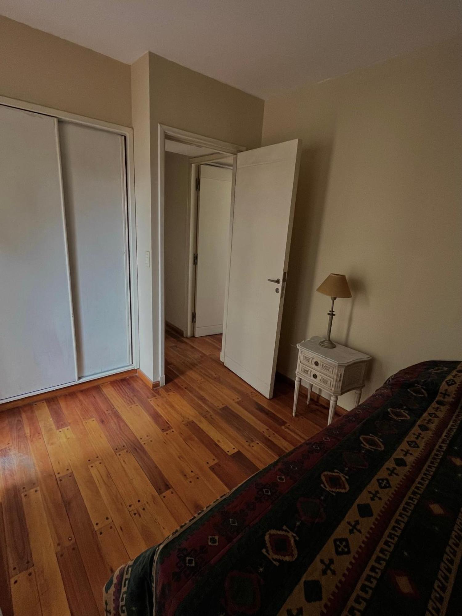 Carriles Apartment *